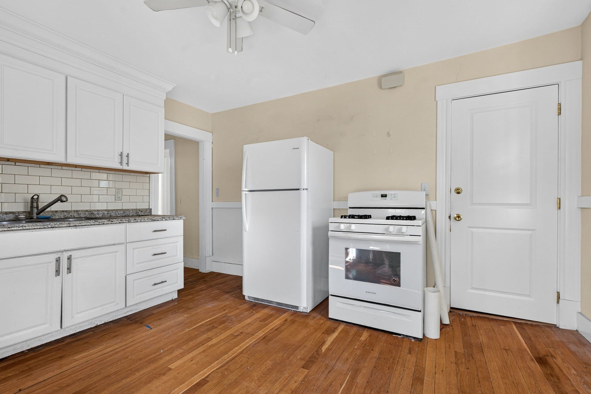 218-220 Walden St