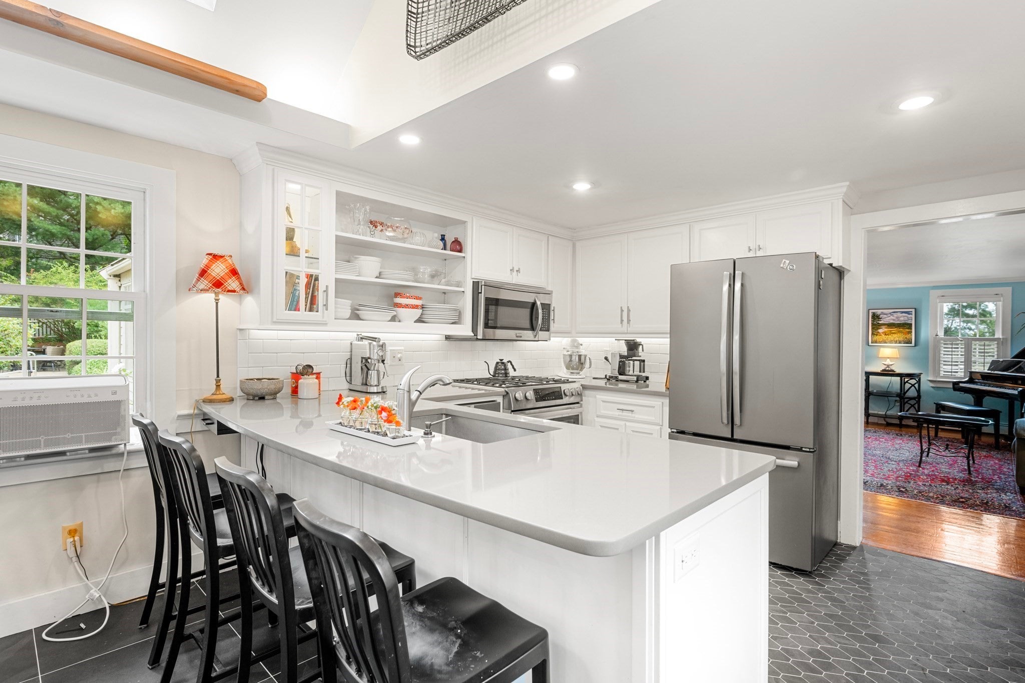 18 Manor Dr, Sandwich, MA Photo #7