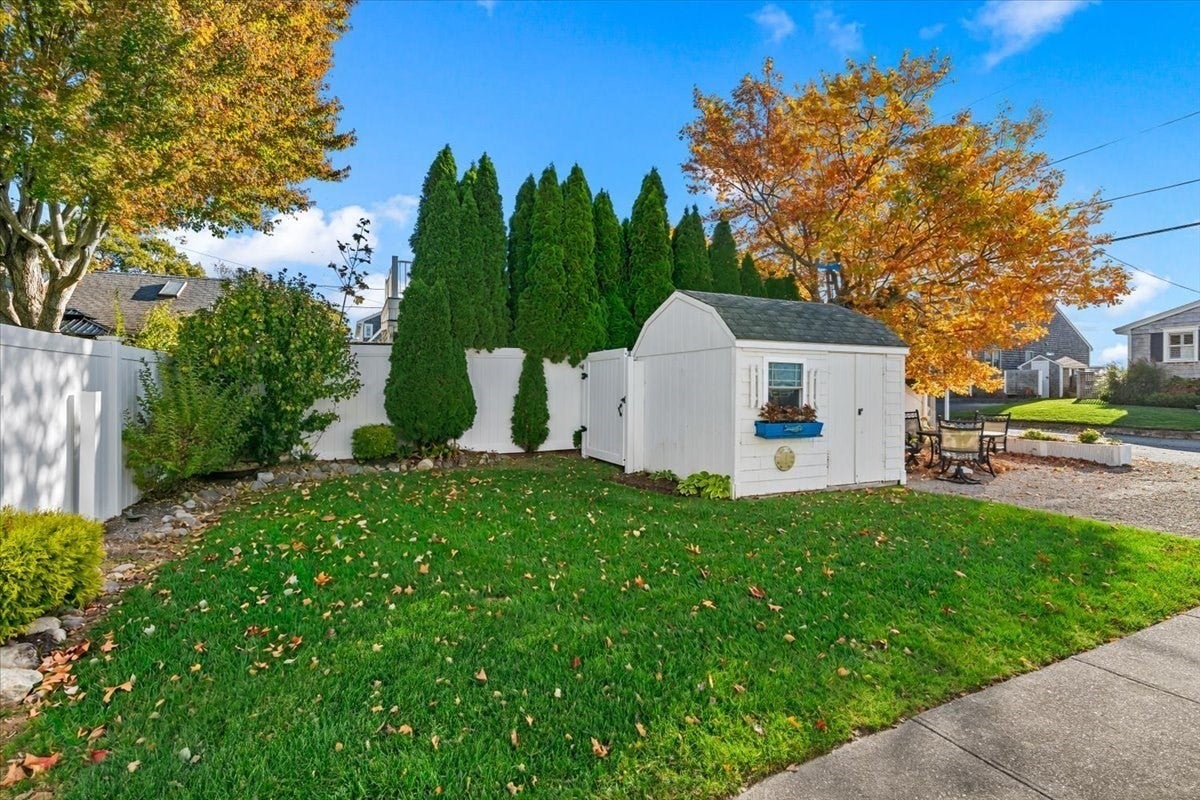 22 Worral Ave, Wareham, MA Photo #30
