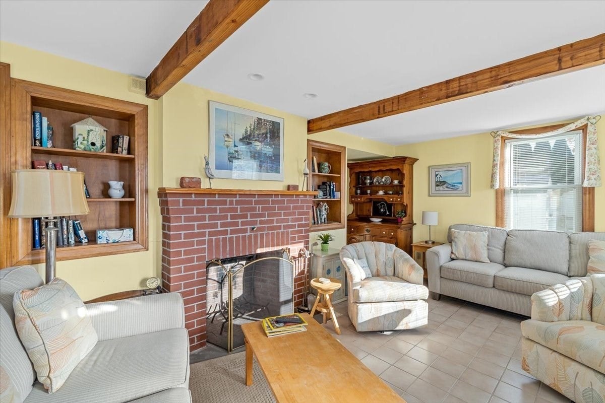 22 Worral Ave, Wareham, MA Photo #9