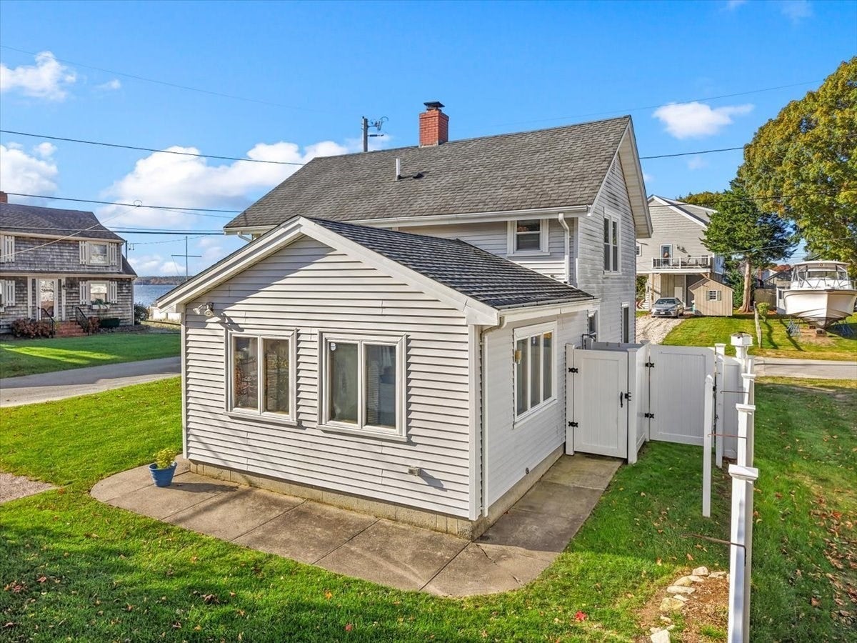 22 Worral Ave, Wareham, MA Photo #36