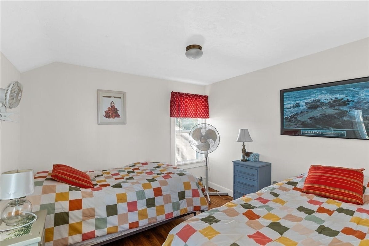 22 Worral Ave, Wareham, MA Photo #27