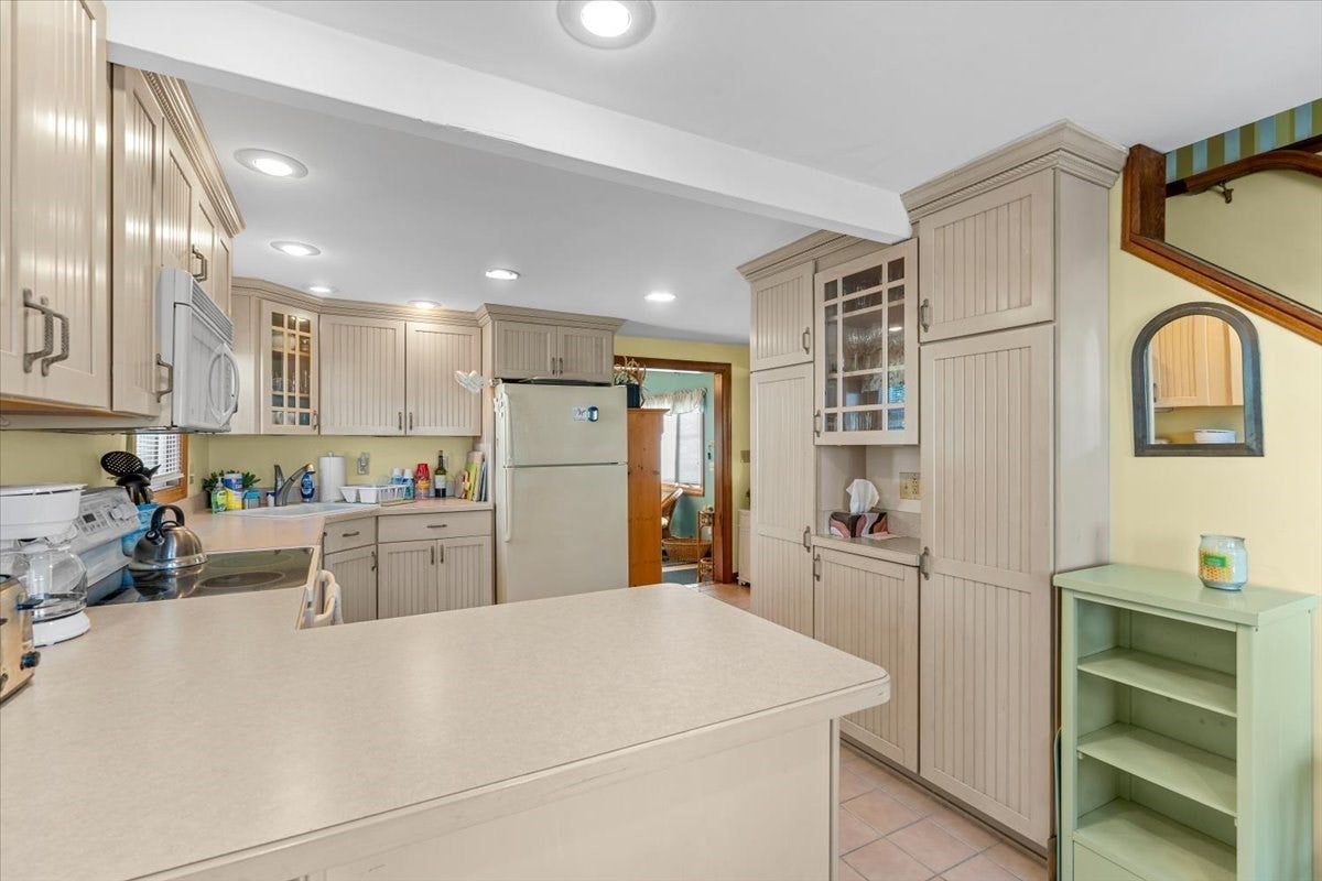 22 Worral Ave, Wareham, MA Photo #16