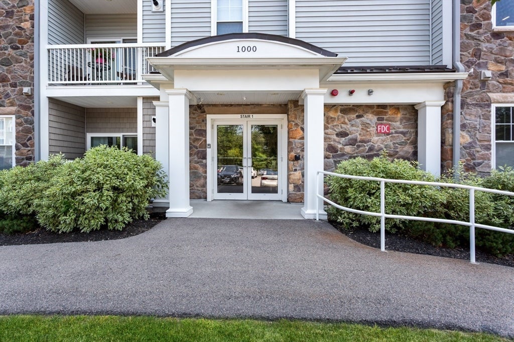 1211 Pennington Drive #1211, Walpole, MA, 1211 Pennington Drive #1211, Walpole, MA Photo #24