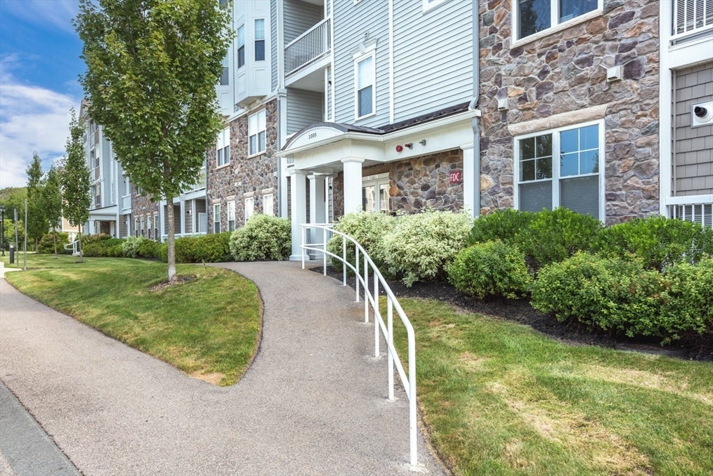 1211 Pennington Drive #1211, Walpole, MA, 1211 Pennington Drive #1211, Walpole, MA Photo #23