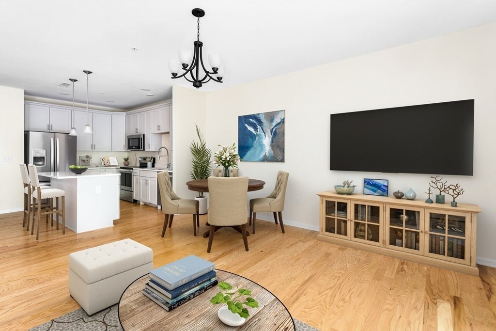 1211 Pennington Drive #1211, Walpole, MA, 1211 Pennington Drive #1211, Walpole, MA Photo #3