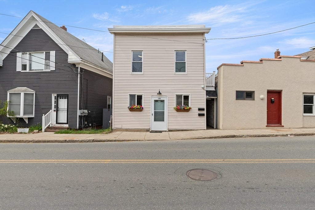 141 Prospect St #A, Gloucester, MA Photo #15