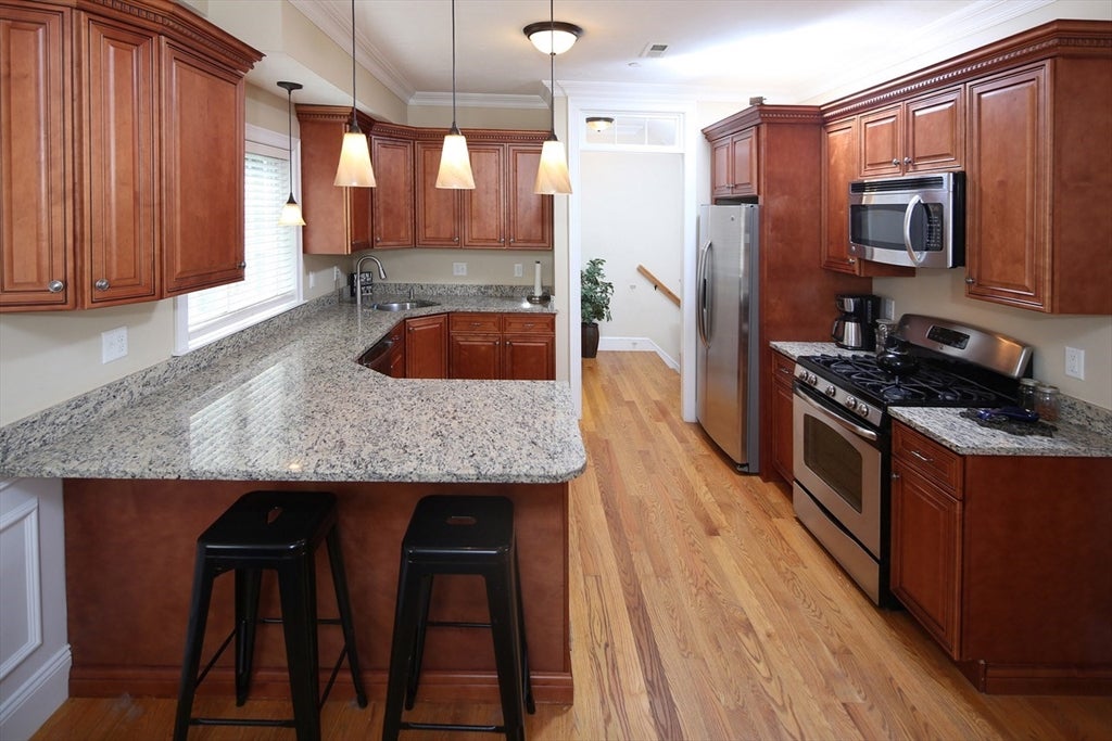 159 Willard St #5, Quincy, MA Photo #2