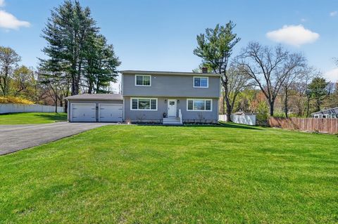 Photo of 52 Stagecoach Rd, Amherst, MA 01002 (MLS # 73507994)