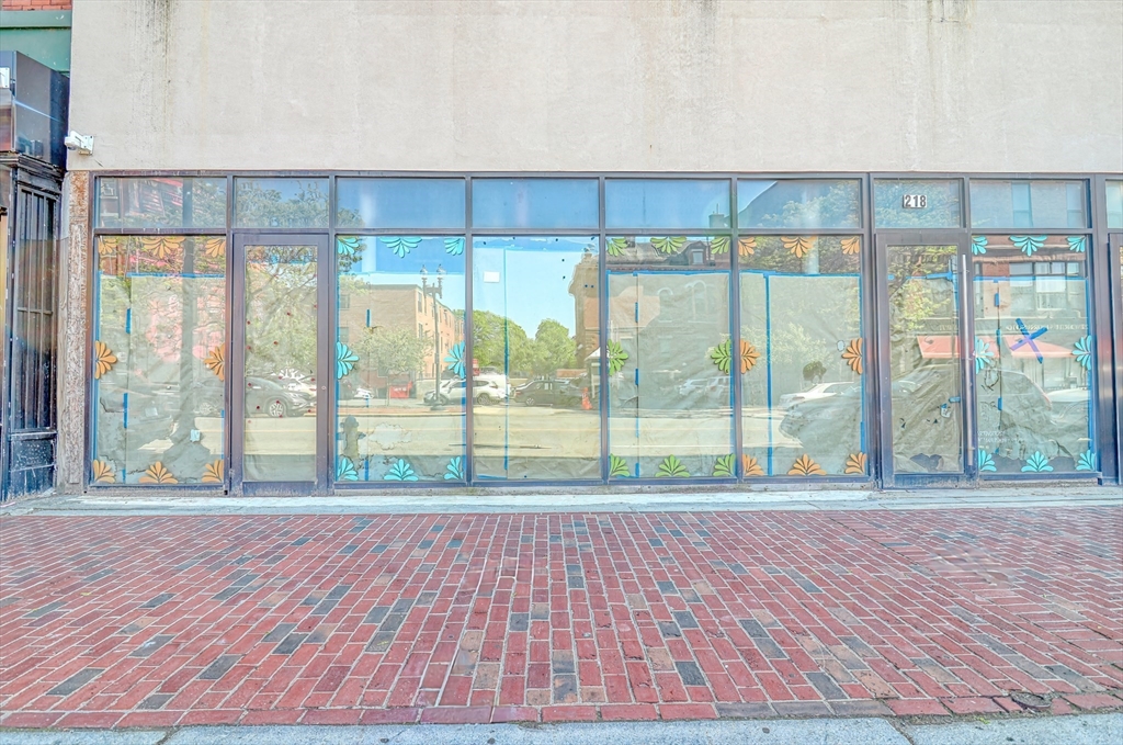 218 Essex Street