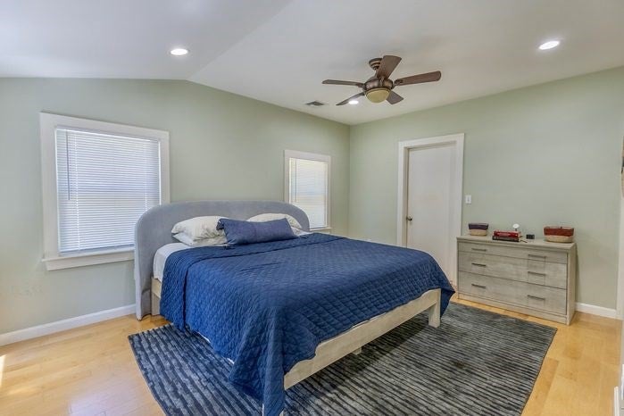 11 Springdale Ave, Wellesley, MA Photo #12