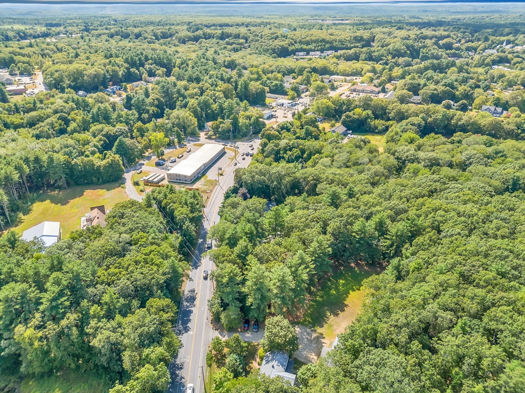 Bellingham, Massachusetts 02019, United States, 3 Bedrooms Bedrooms, ,2 BathroomsBathrooms,Residential,Active,196145