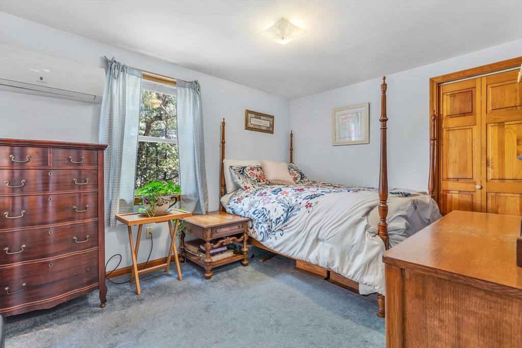 Bellingham, Massachusetts 02019, United States, 3 Bedrooms Bedrooms, ,2 BathroomsBathrooms,Residential,Active,196145