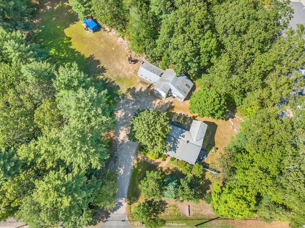 Bellingham, Massachusetts 02019, United States, 3 Bedrooms Bedrooms, ,2 BathroomsBathrooms,Residential,Active,196145