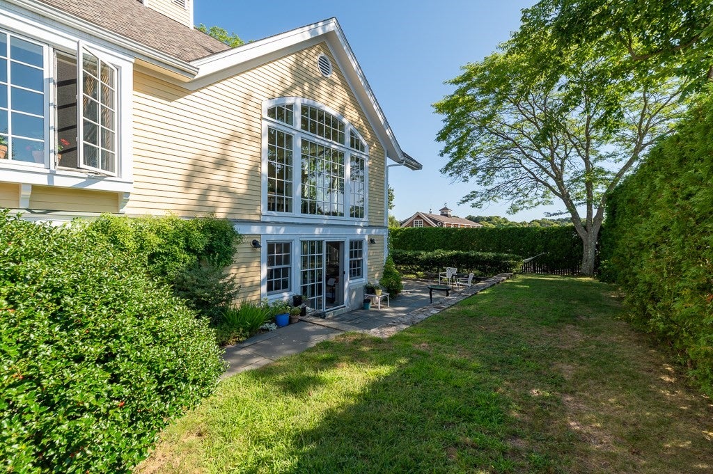10 Ashland Ave, Manchester, MA, 10 Ashland Ave, Manchester, MA Photo #5
