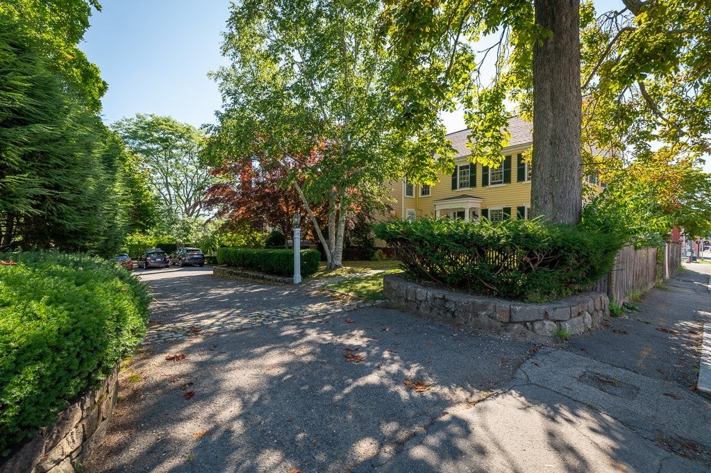 10 Ashland Ave, Manchester, MA, 10 Ashland Ave, Manchester, MA Photo #3