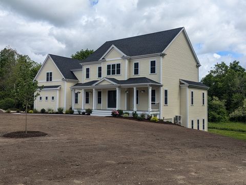 30 Owl Ridge Rd Easton MA 02356