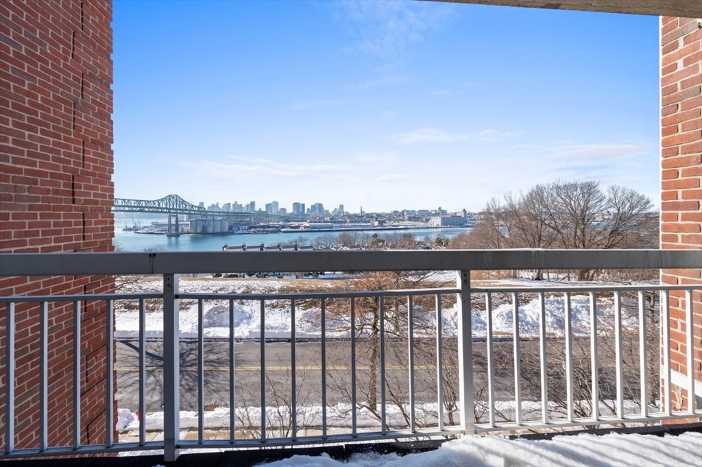 50 Boatswains Way 306