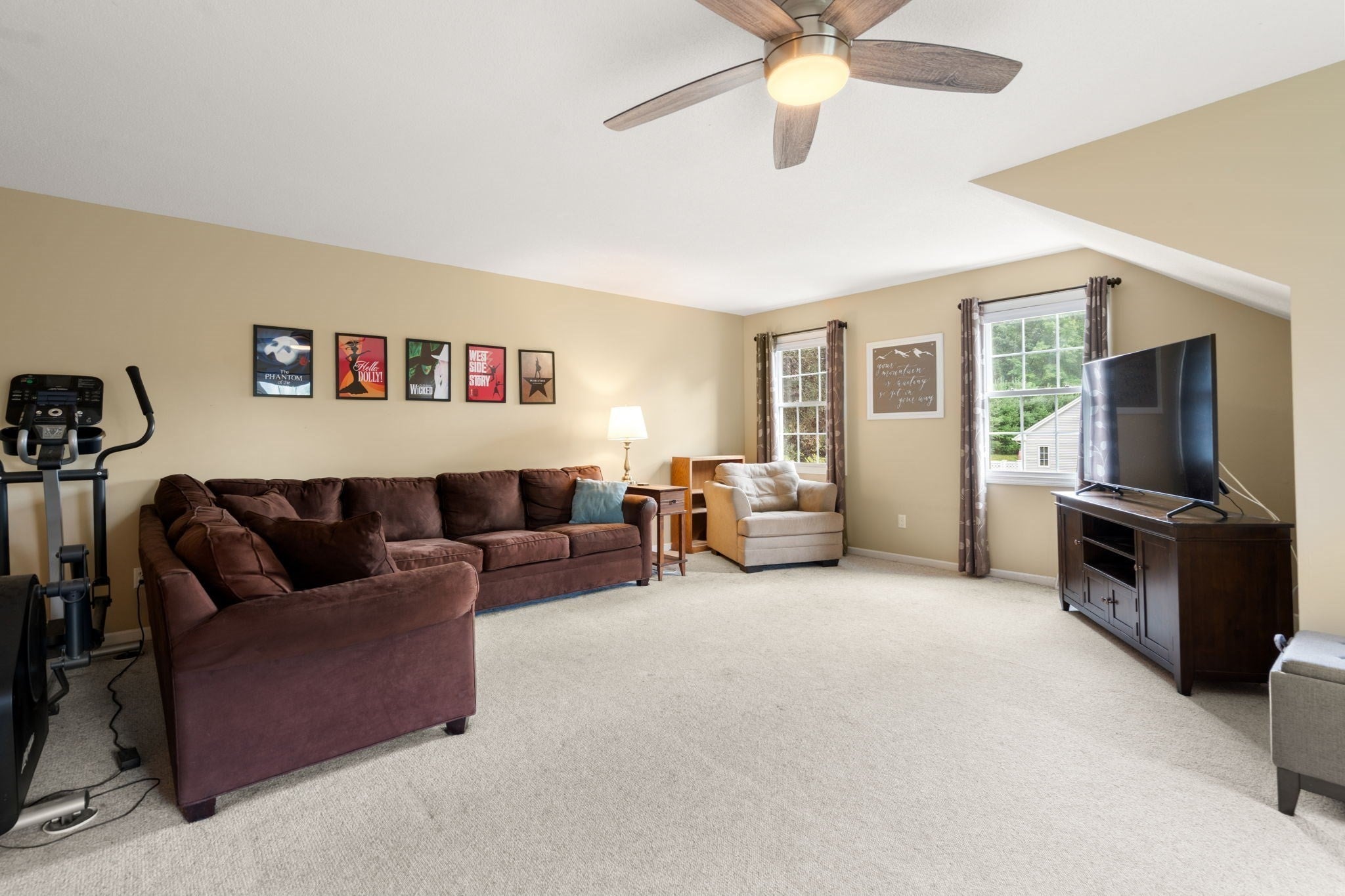 75 Hillcrest Circle, Westfield, MA, 75 Hillcrest Circle, Westfield, MA Photo #34