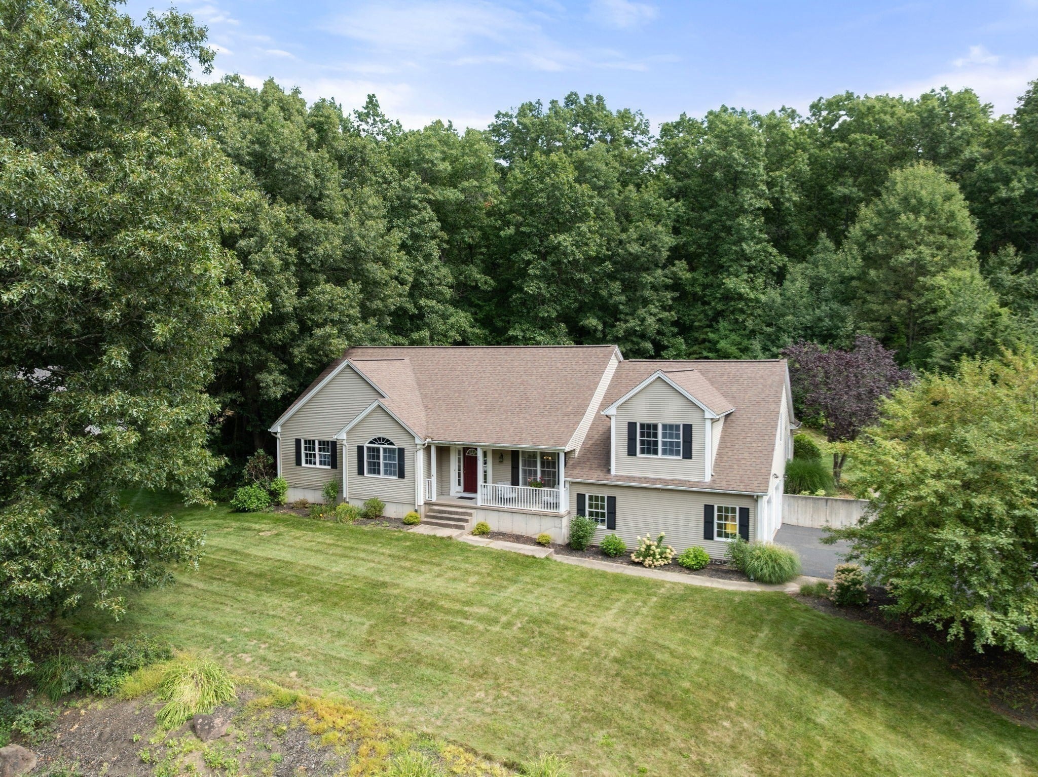 75 Hillcrest Circle, Westfield, MA, 75 Hillcrest Circle, Westfield, MA Photo #39