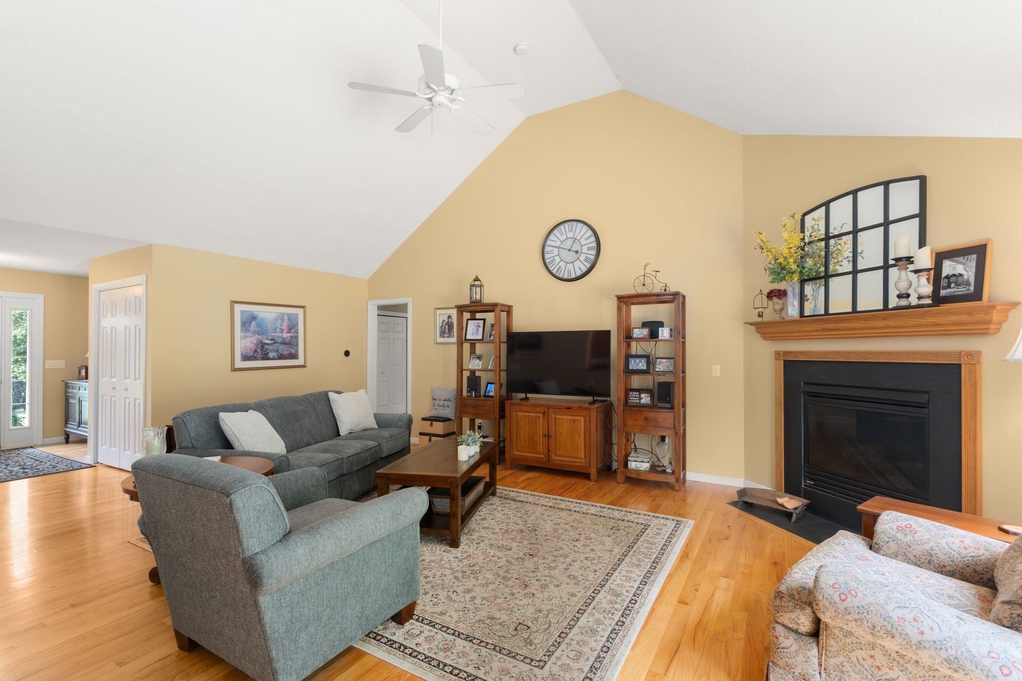 75 Hillcrest Circle, Westfield, MA, 75 Hillcrest Circle, Westfield, MA Photo #6