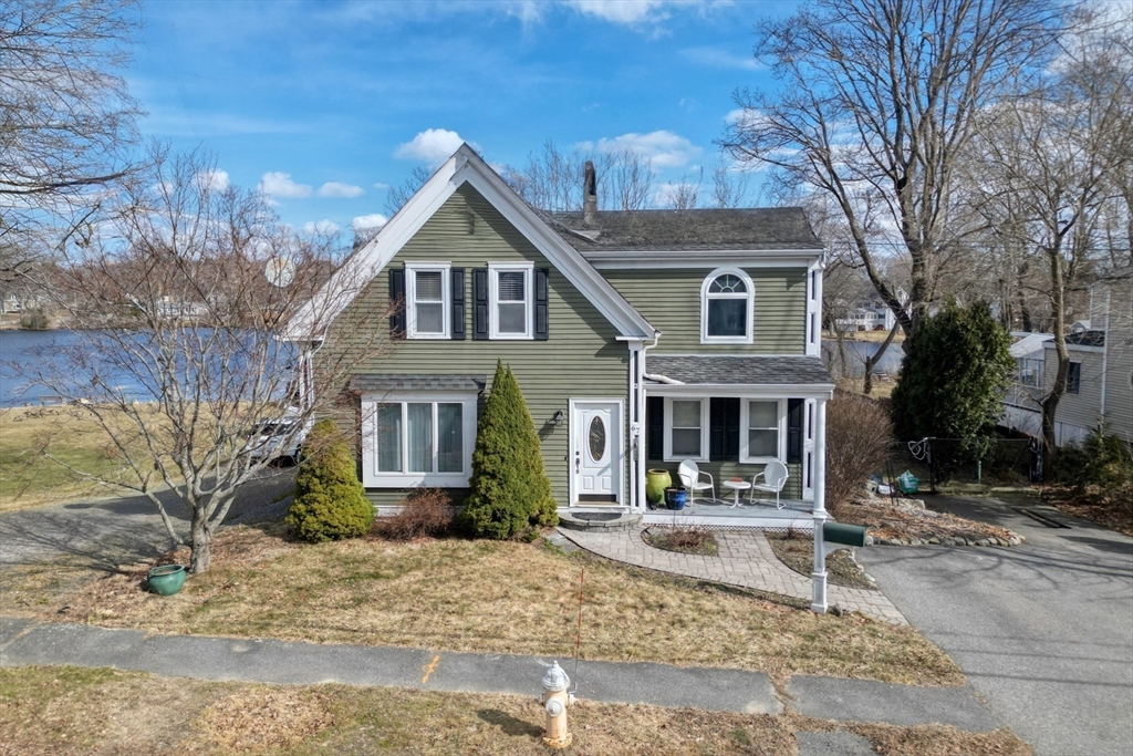 67 Lake St