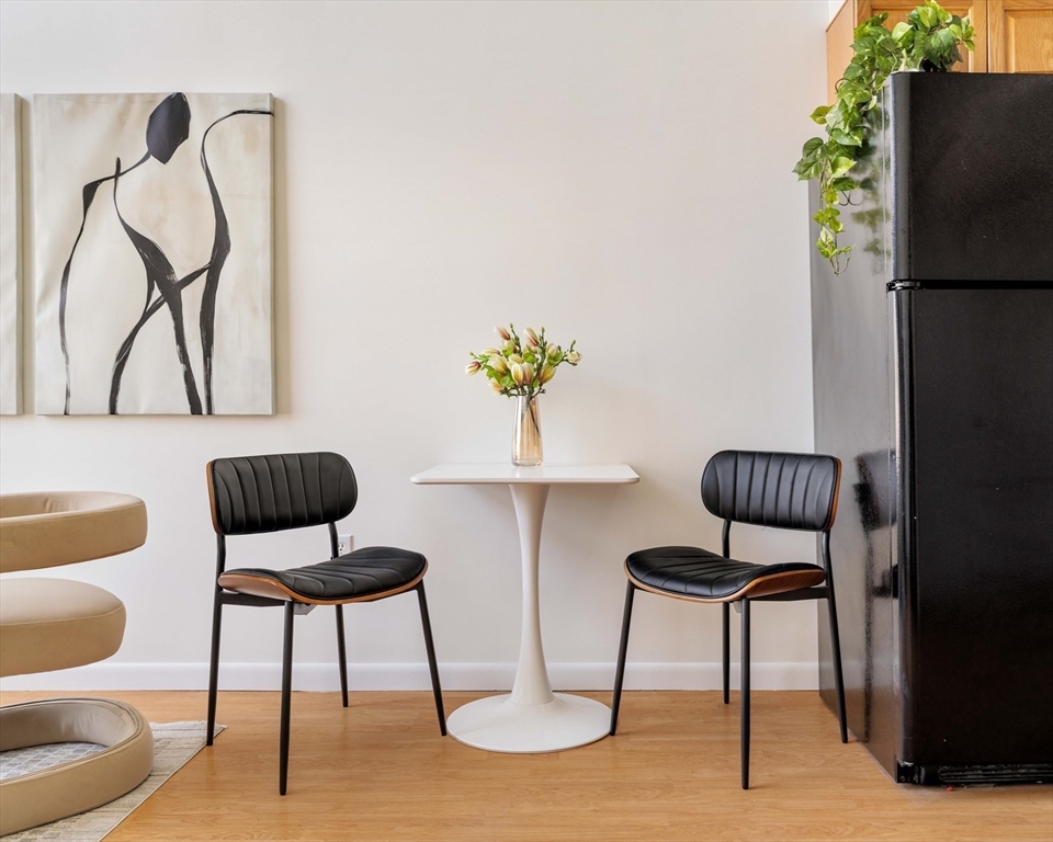 993 Massachusetts Ave 203