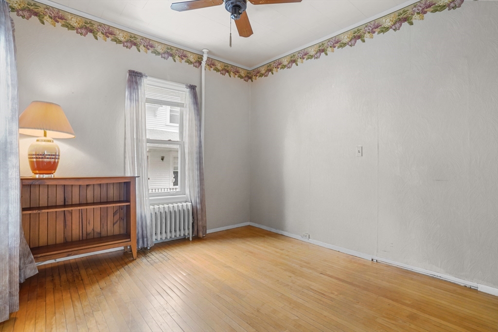 122 S Walker St, Lowell, MA Photo #20