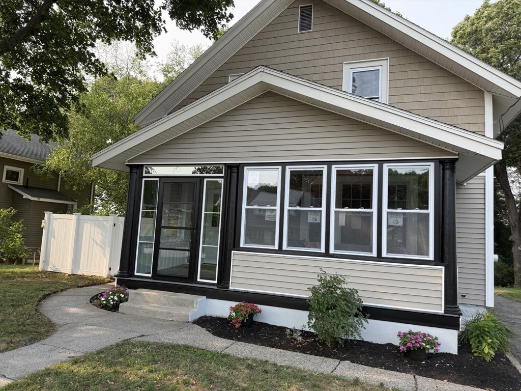 47 Ideal Rd