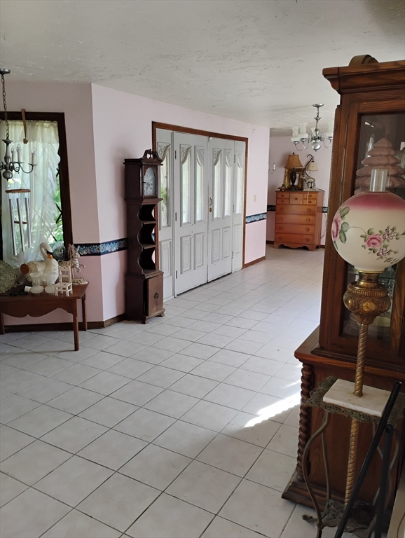 186 Eight Lots Road