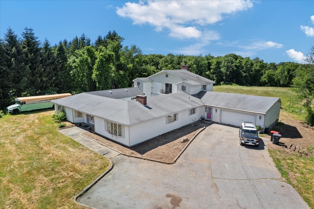 186 Eight Lots Road