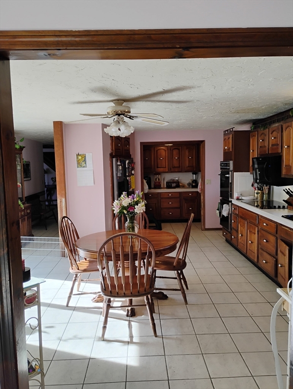 186 Eight Lots Road
