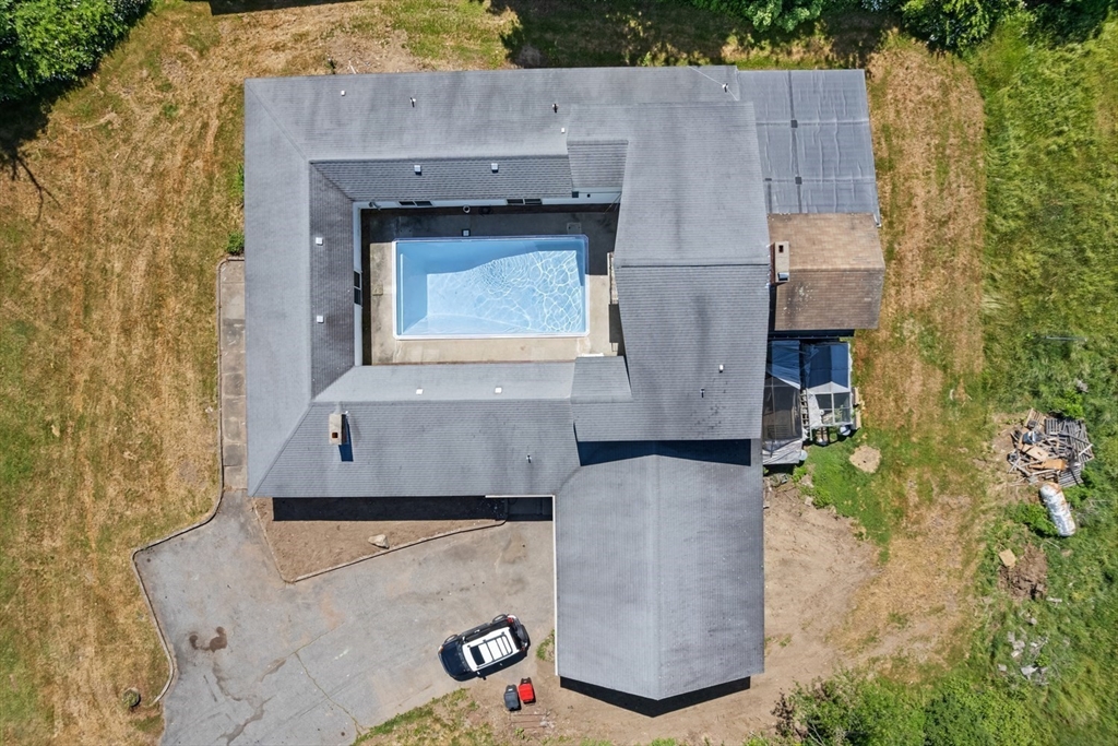 186 Eight Lots Road