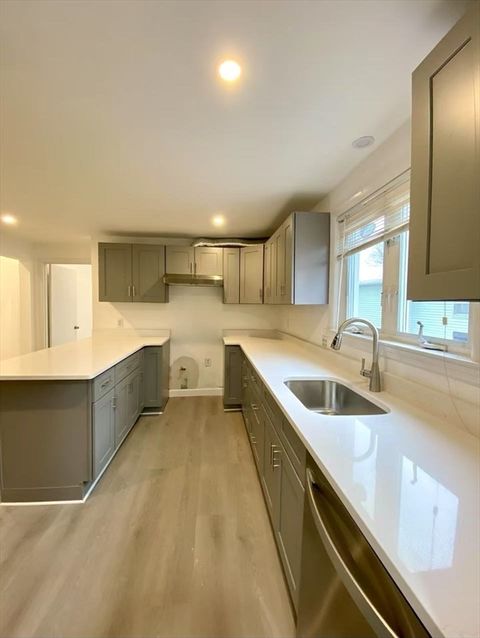 18 Howard 1 Waltham MA 02030