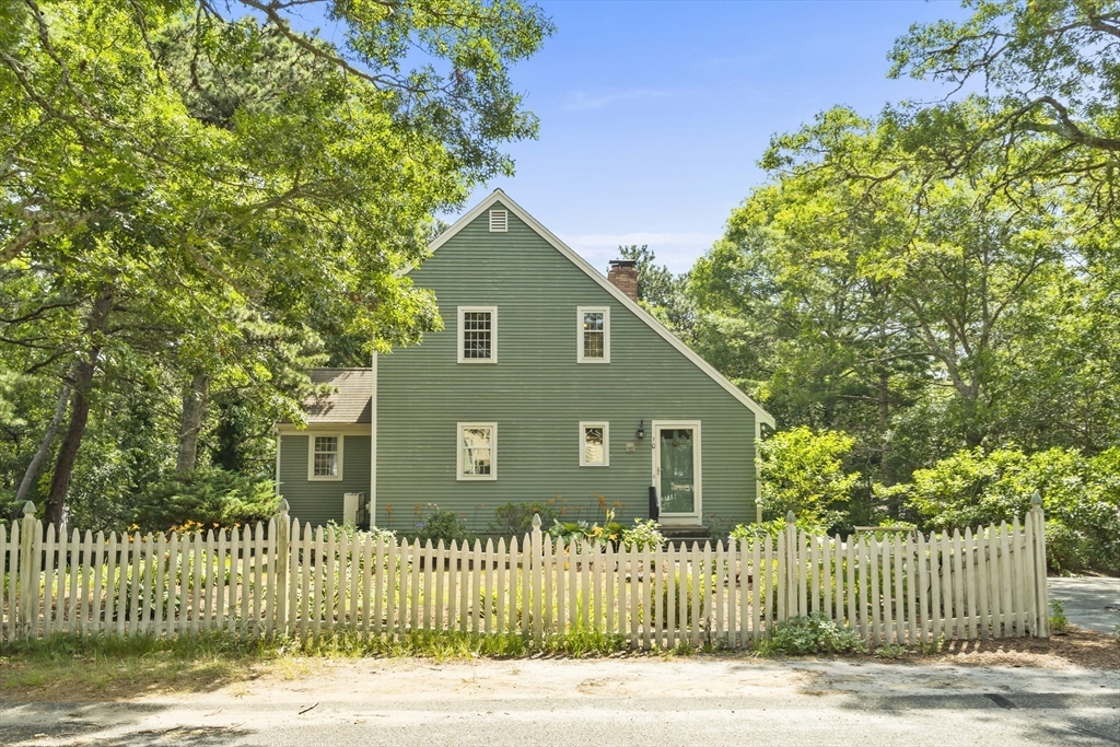 10 Devonshire Lane
