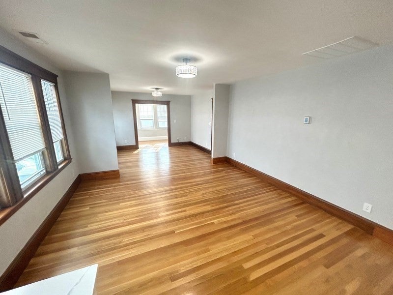 73 Governor Winthrop Rd #2, Somerville, MA Photo #8
