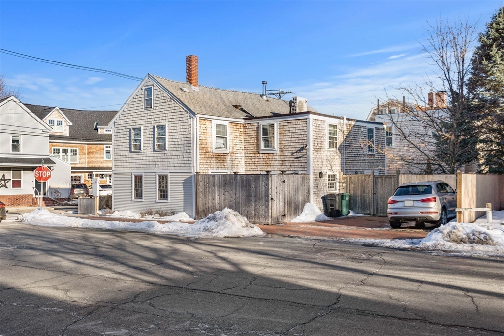 164 Water Street 164
