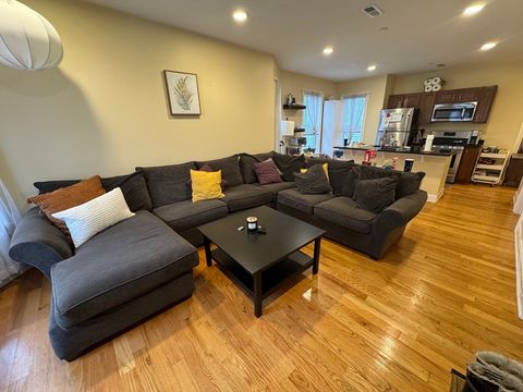 Photo of 10 Jay St #2, Somerville, MA 02144 (MLS # 73483160)