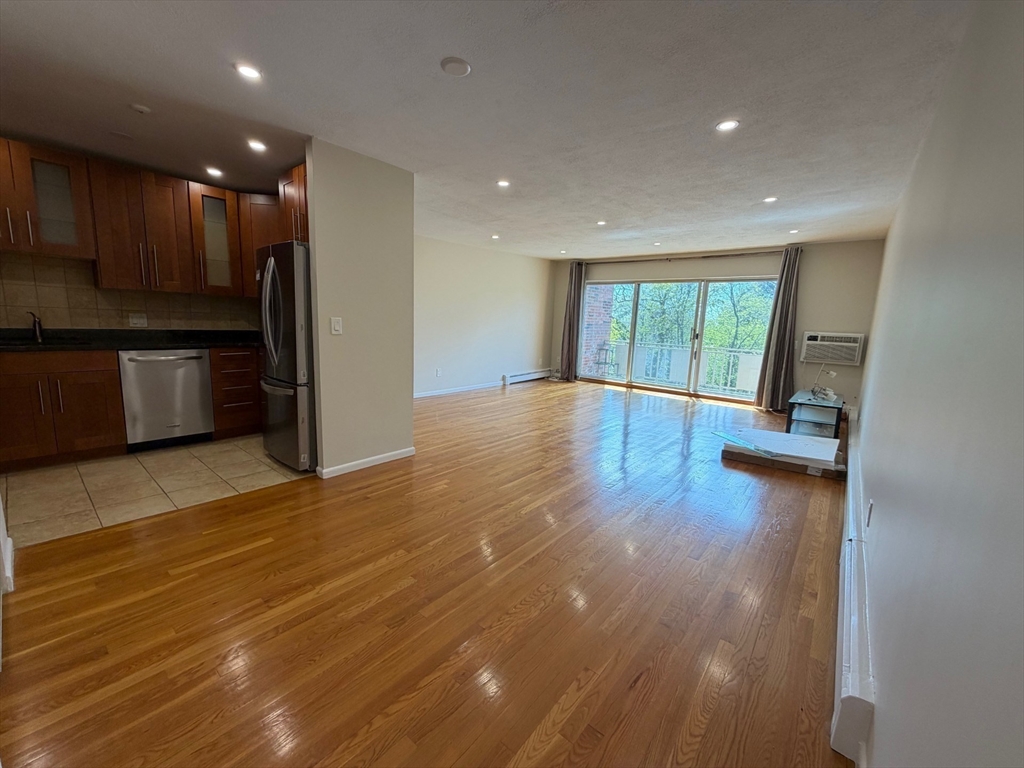 383 Langley Road 11