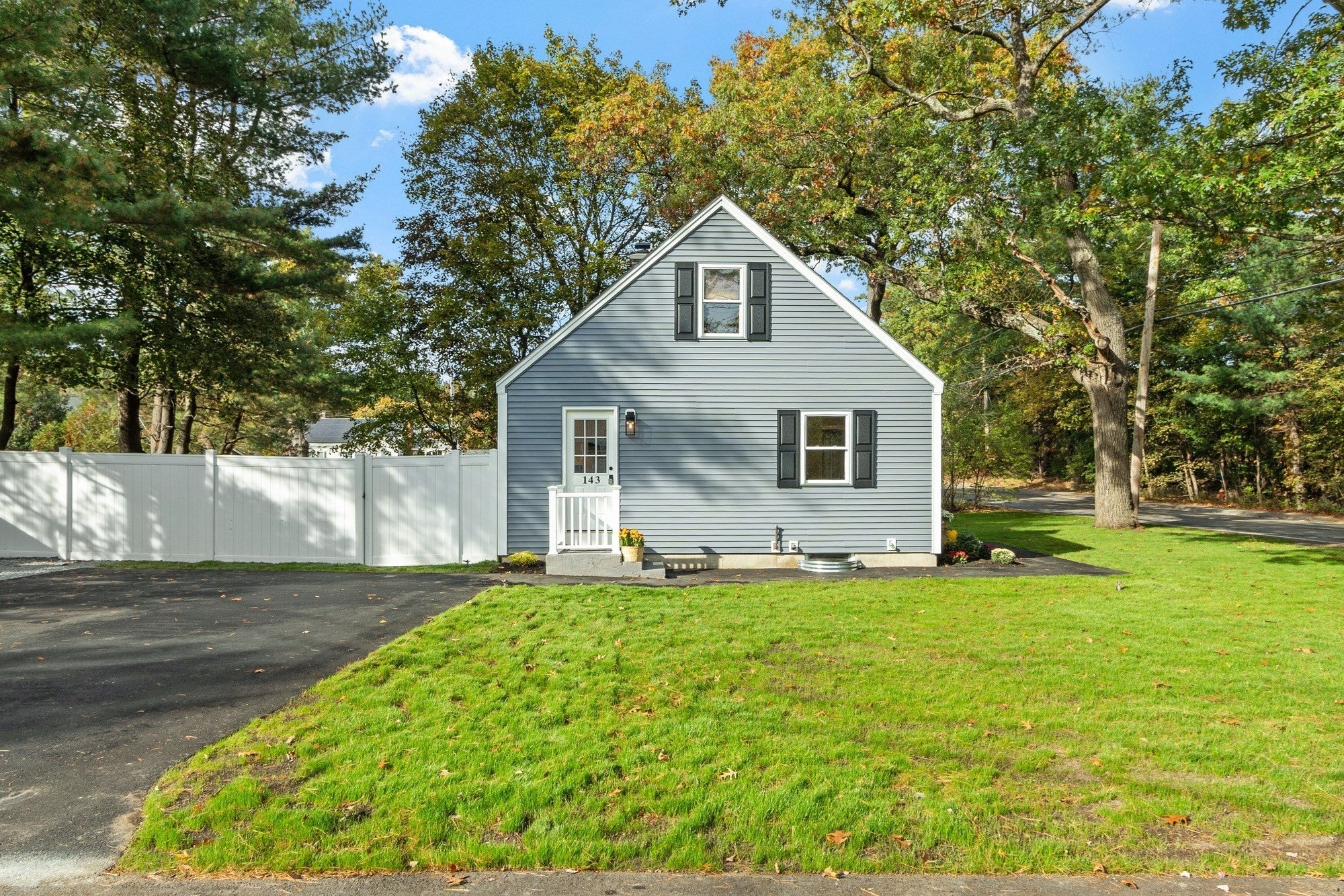 143 Foster Road, Tewksbury, MA Photo #5