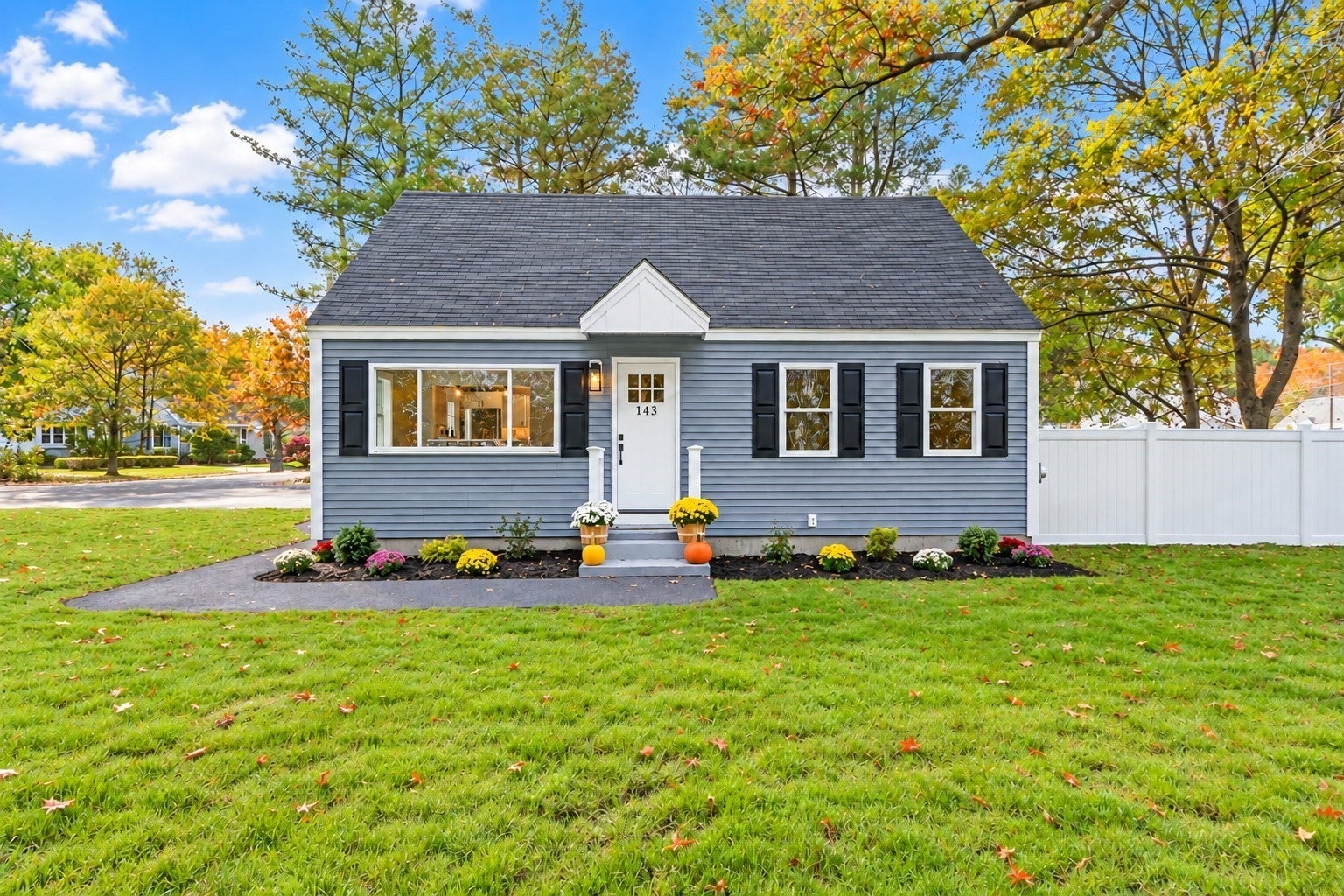 143 Foster Road, Tewksbury, MA Photo #4