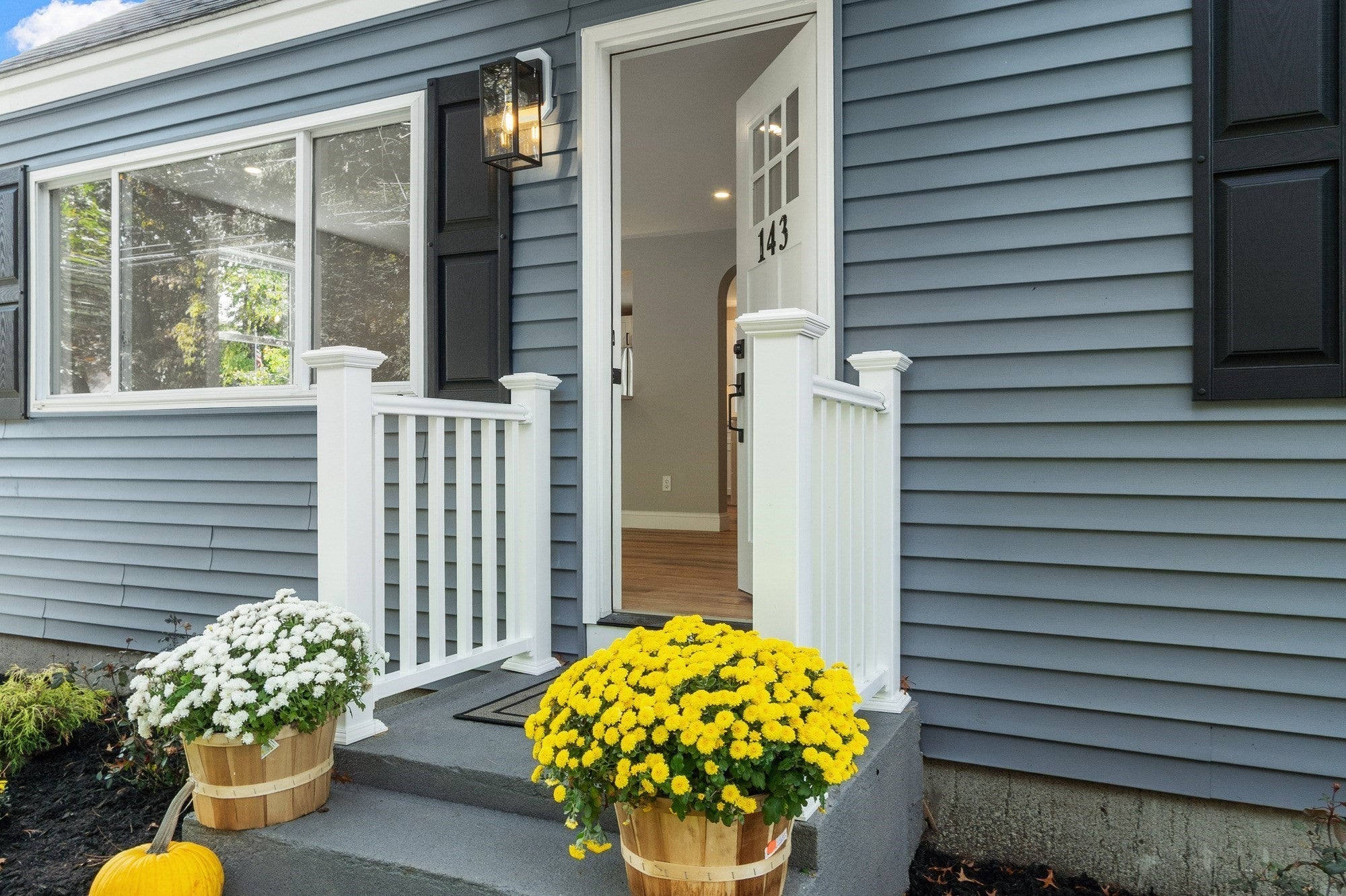 143 Foster Road, Tewksbury, MA Photo #2