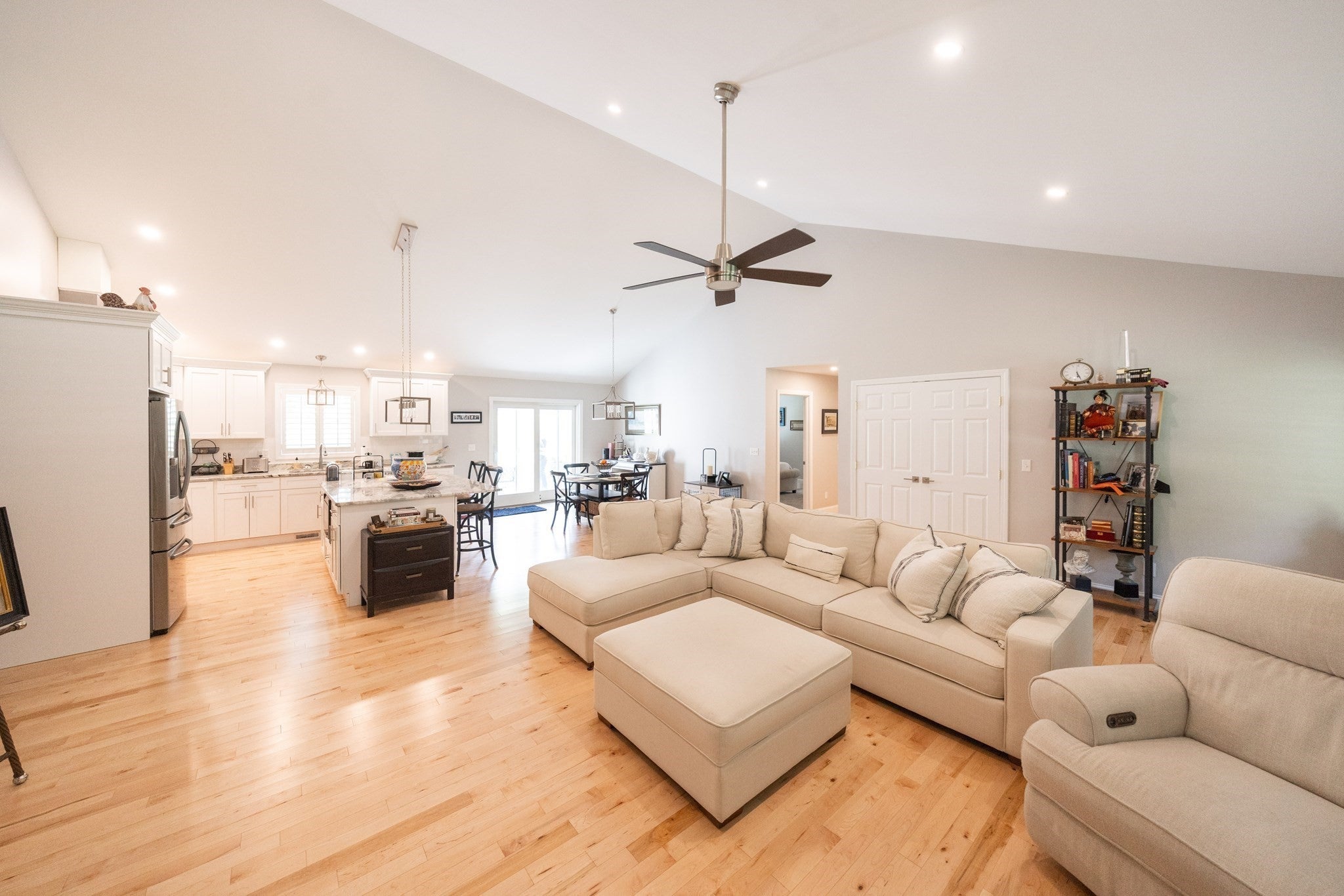 17 Harwood Farm Road, Southbridge, MA, 17 Harwood Farm Road, Southbridge, MA Photo #7