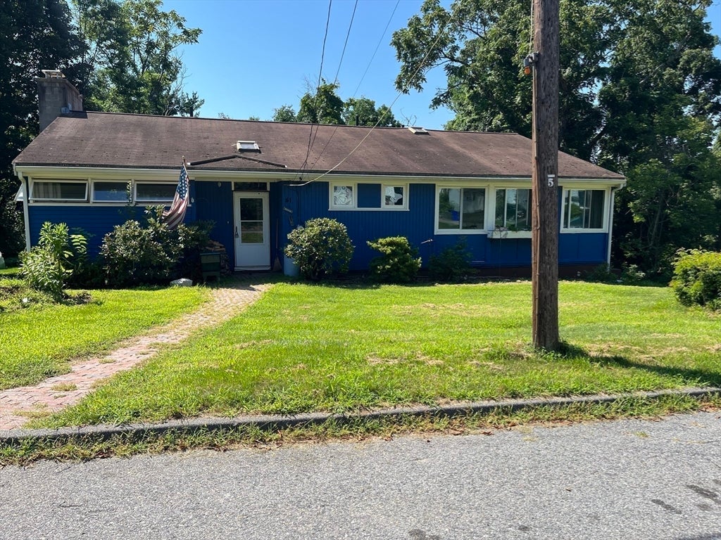 41 Iroquois Street, Worcester, MA Photo #40