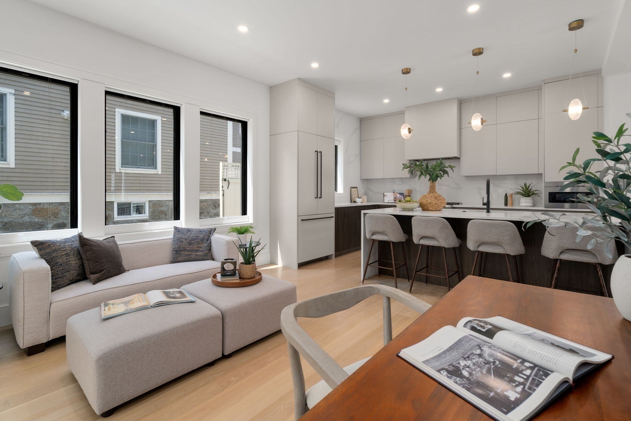 116 Thorndike St 1A, Brookline MA 02446