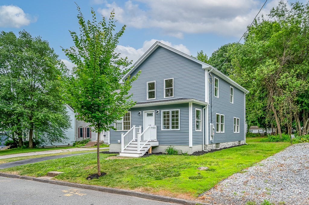 112 Epworth St