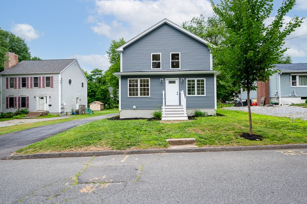 112 Epworth St