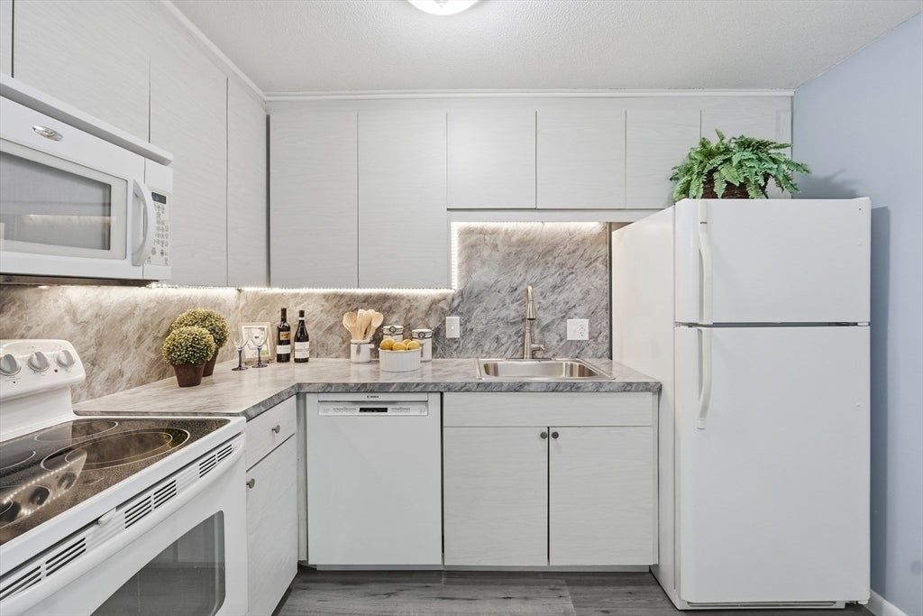 176 Maple Ave #1-36, Rutland, MA, 176 Maple Ave #1-36, Rutland, MA Photo #2