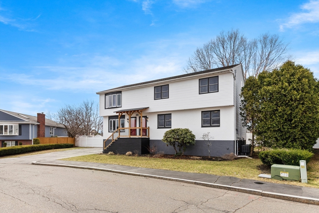50-52 Pamela Circle