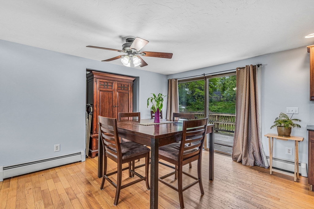 Bellingham, Massachusetts 02019, United States, 3 Bedrooms Bedrooms, ,3 BathroomsBathrooms,Residential,Pending,135664